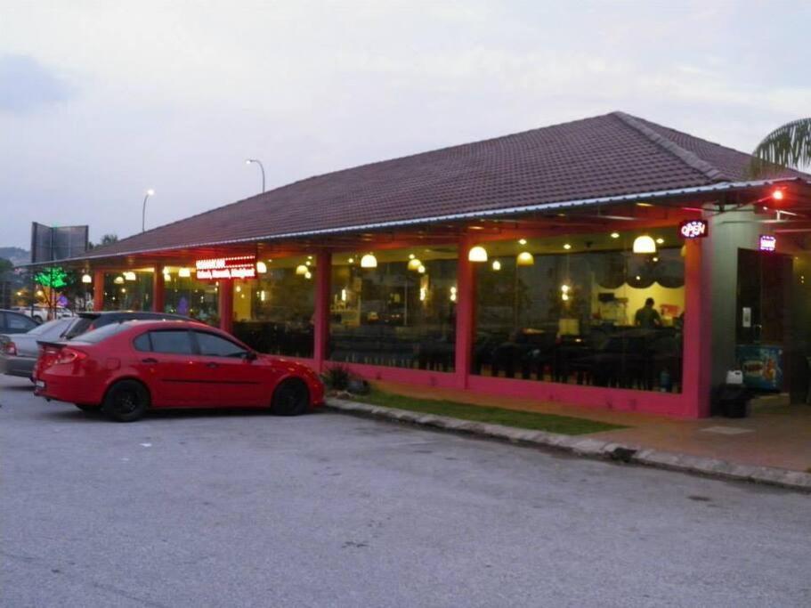 Bougainvillea Kintariverfront Ipoh Exterior photo